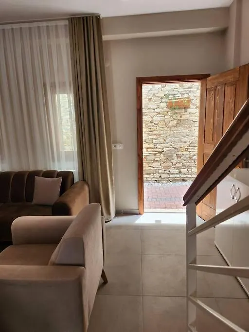 Holiday home Traumhaus Mitten In Der City 60 Meter Zum Meer Kusadasi
