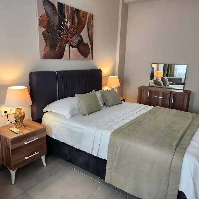 Traumhaus Mitten In Der City 60 Meter Zum Meer 쿠사다시 펜션